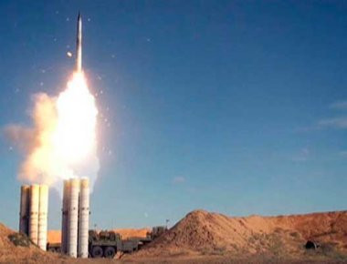 Νέα κατάρριψη από ρωσικό α/α S-300V4 στην Συρία - Η Μόσχα κατασκευάζει κολοσσιαία βάση στα σύνορα Συρίας-Ιράκ!